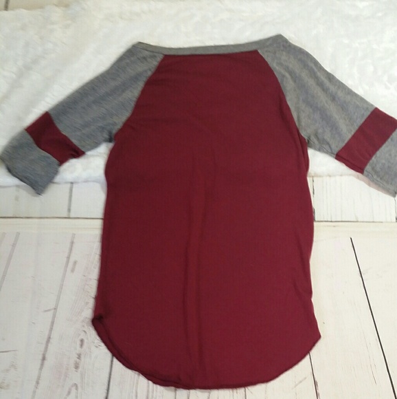 FIFTH SUN NWOT fur baby mama tee XS - Picture 2 of 4